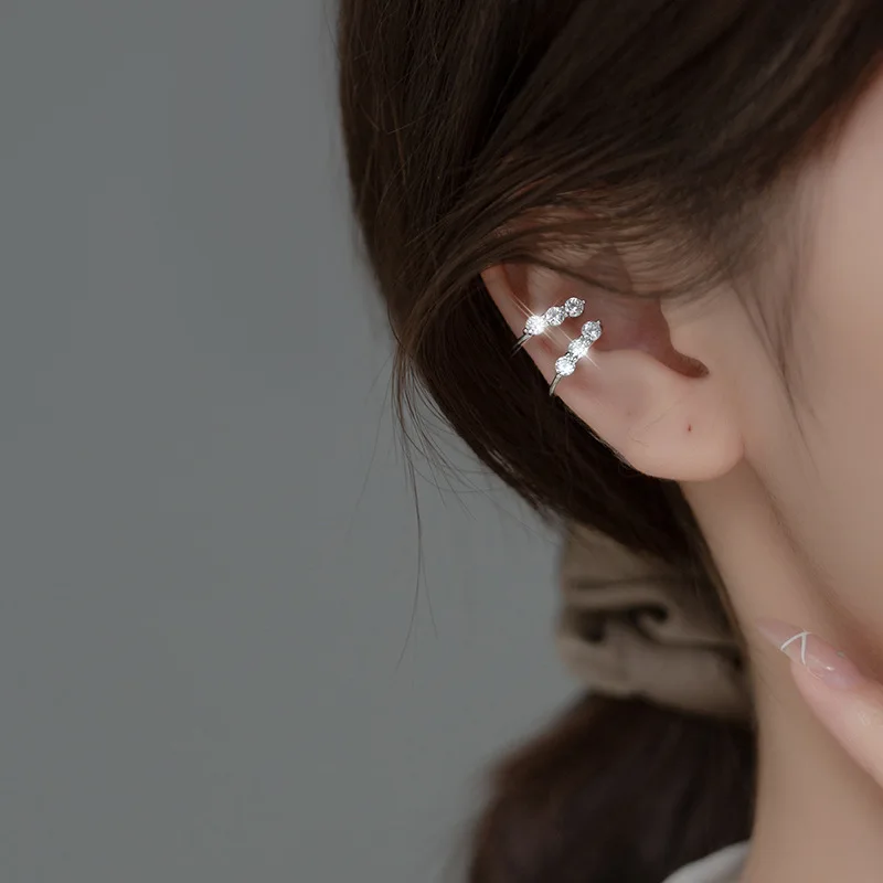 

Женские серебряные серьги-клипсы astudio s925Silver с японскими круглыми бриллиантами, не пирсинг m00686