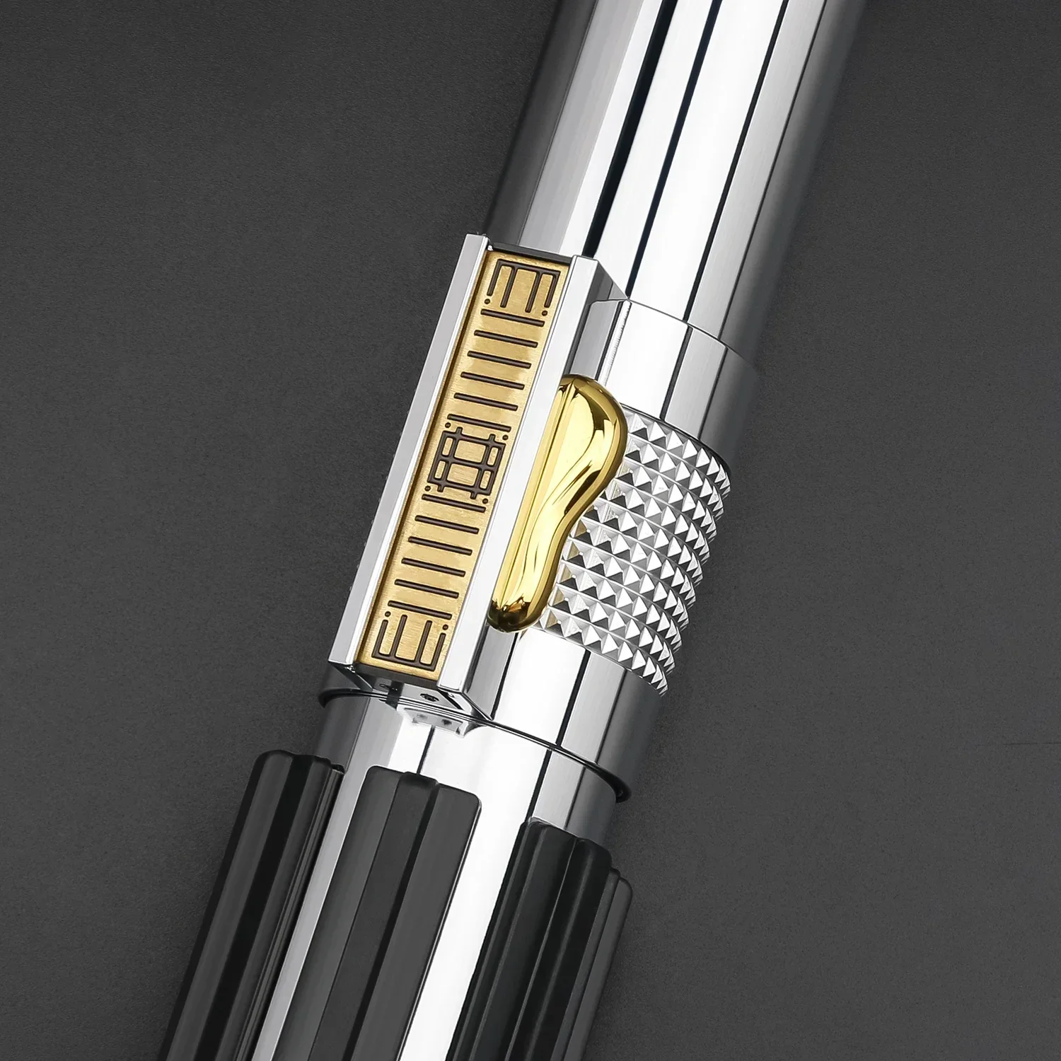 TXQSABER Hoge kwaliteit Anakin-serie Replica Lightsaber Metalen gevest Zwaar duelleren RGB Pixel Laserzwaard 27 sets Soundfonts Cosplay