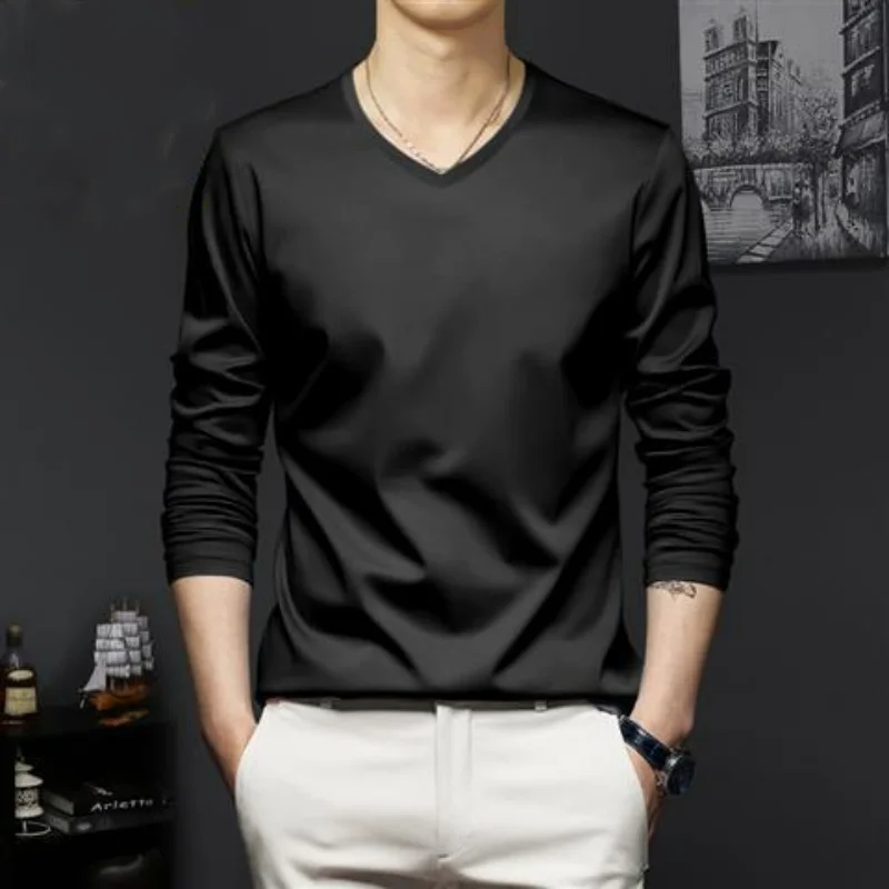 Camiseta de seda de hielo para hombre, prenda informal coreana, versátil, de manga larga, con cuello en V, delgada, a la moda, novedad de otoño,