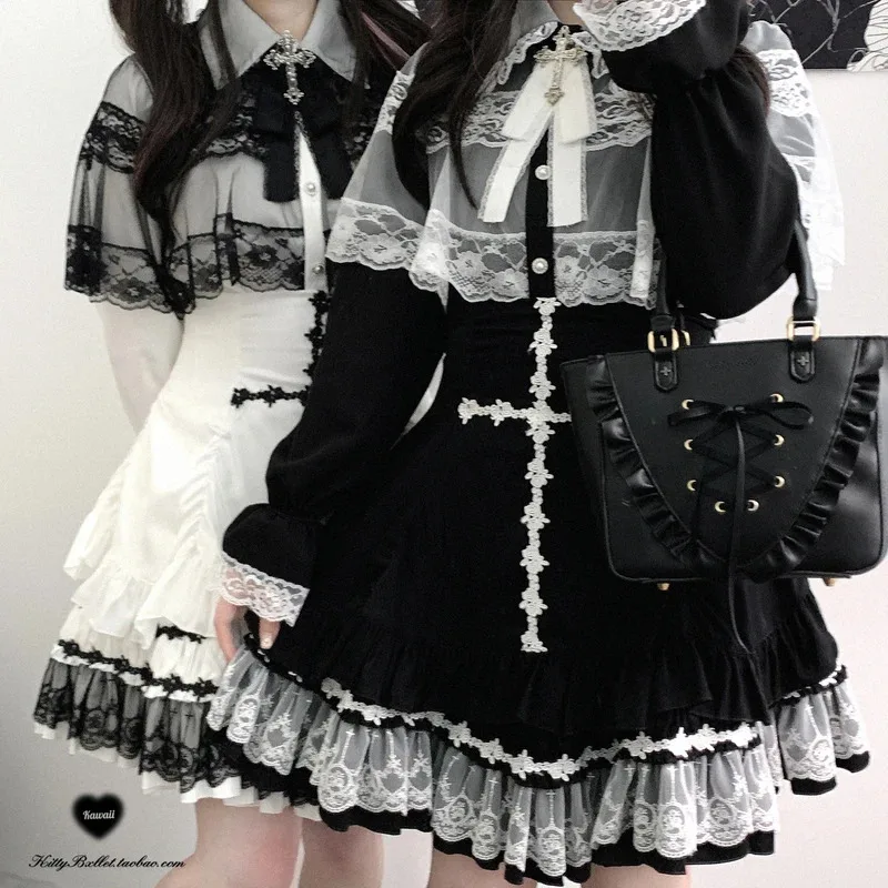 

Goth Dark Lolita High-Waisted Black Short Skirt for Women Cross Pattern Lace Pendulum Design Spring Summer New 2025 tt9]