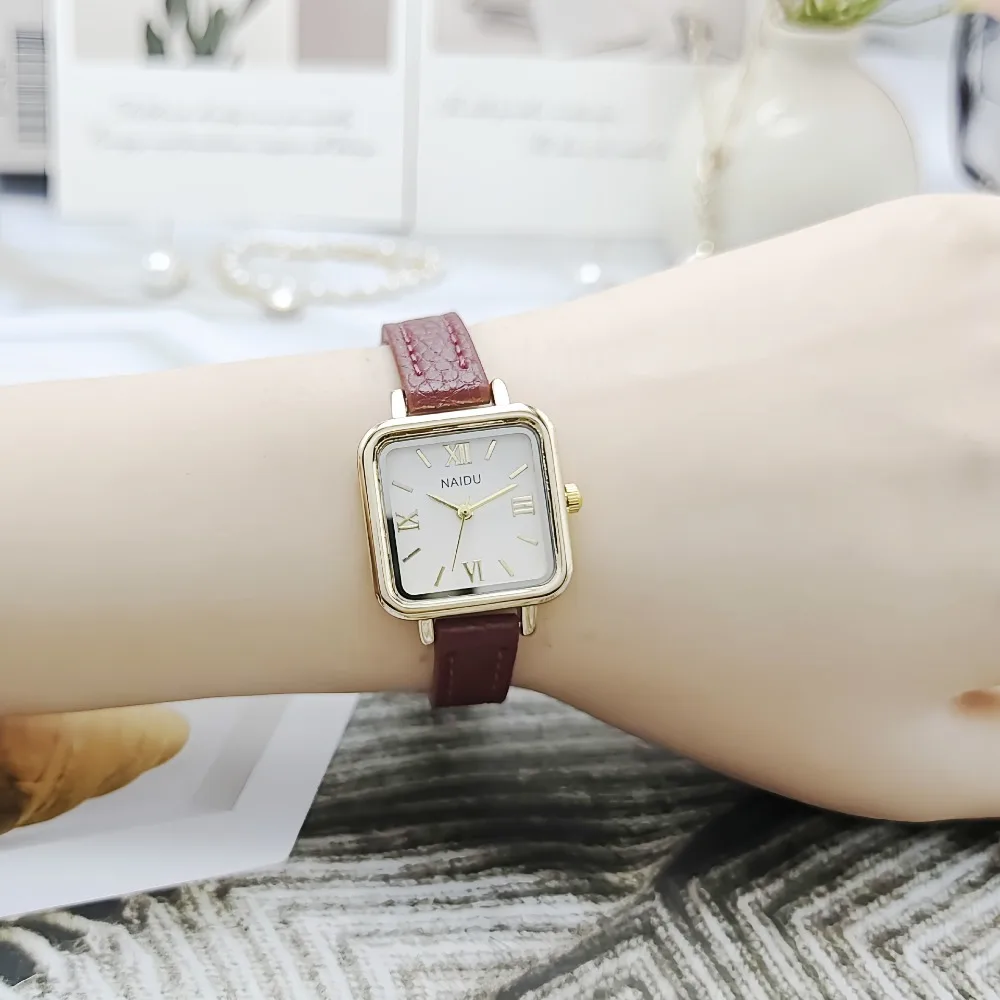Fashion Small Square Watch Vintage Brand Women Quartz Watch Luxury Gifts Ladies Girl Fashion Leather Strap Wristwatches