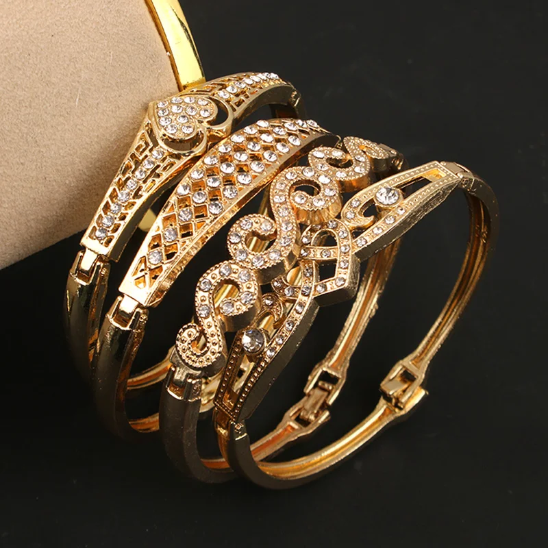 Women's Bracelets Delicate and High Class Create Crystal Decoration Bracelets Beautiful Feminine Accessory With Shiny Jewelry