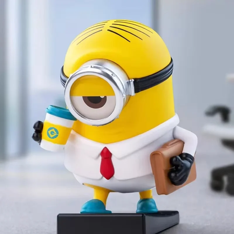 Caja ciega de la serie Minions Lazy Every Day, bolsa de adivinación, caja misteriosa, juguetes, muñeca, figura de Anime bonita, adornos de escritorio, regalo, 100% Original