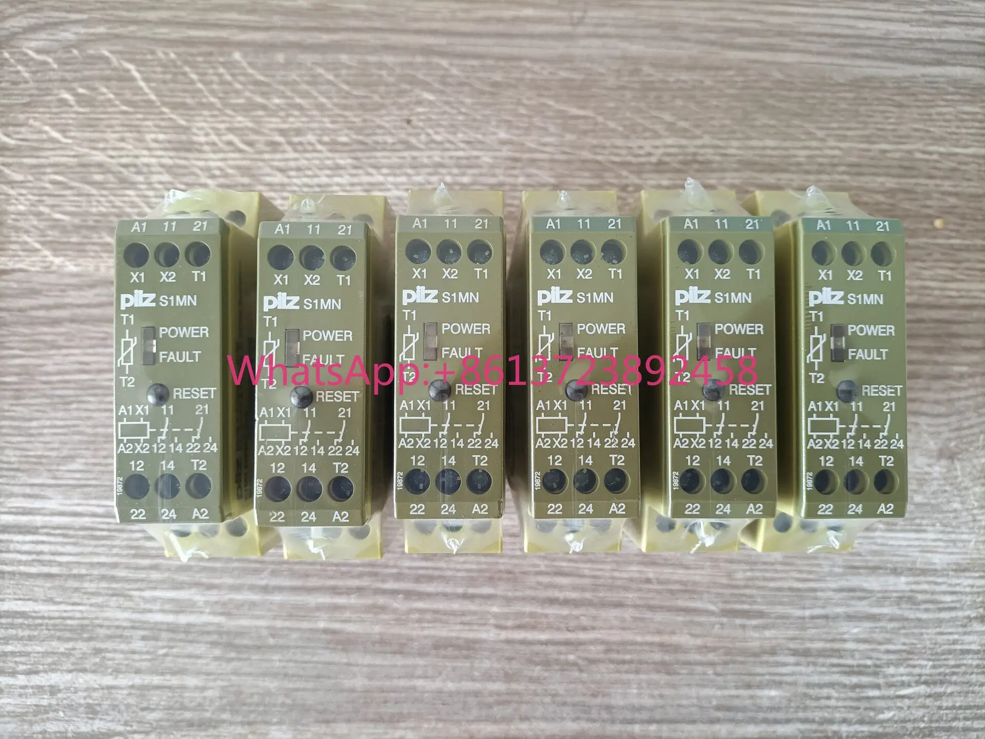 New Pilz PILZ safety relay S1MN model 83941523 in Stock