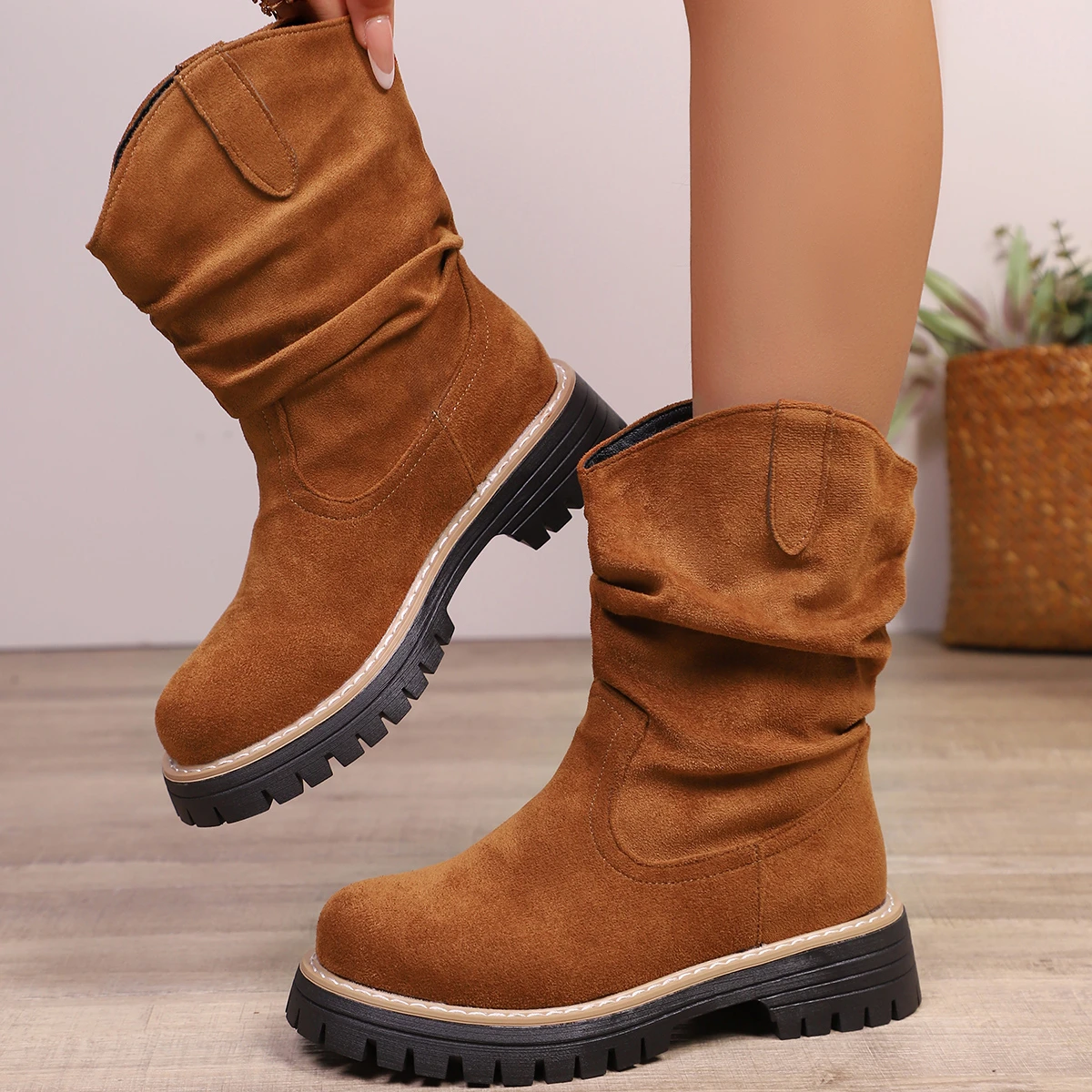 

Winter Sexy Solid Color Round Toe Casual Women's Ankle Boots Winter Fashionable New Comfortable Women's Boots