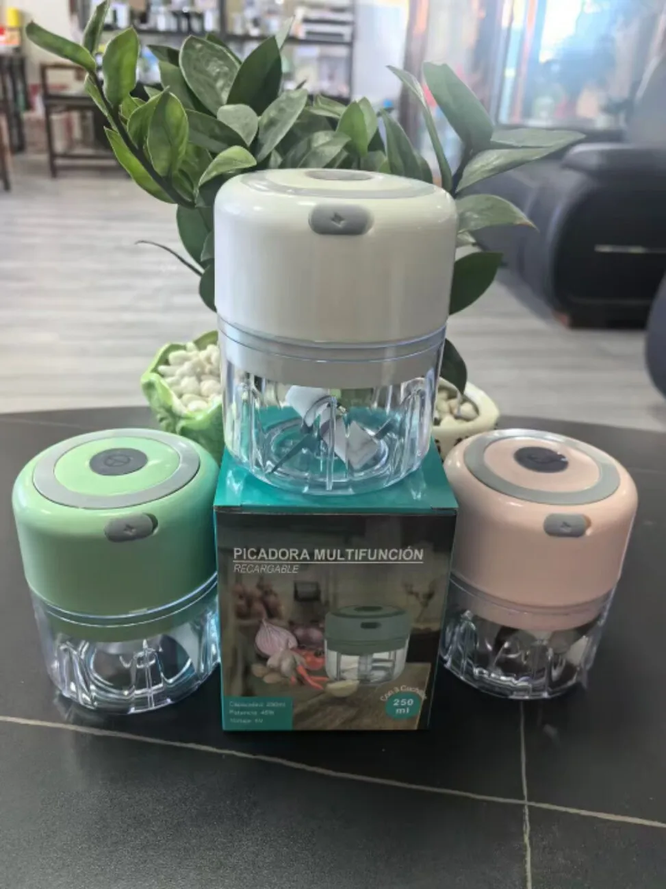 250ml USB Rechargeable Compact Electric Mini Food Processor Portable Grinder For Garlic Onion Vegetables Spices Baby Food Househ view 3