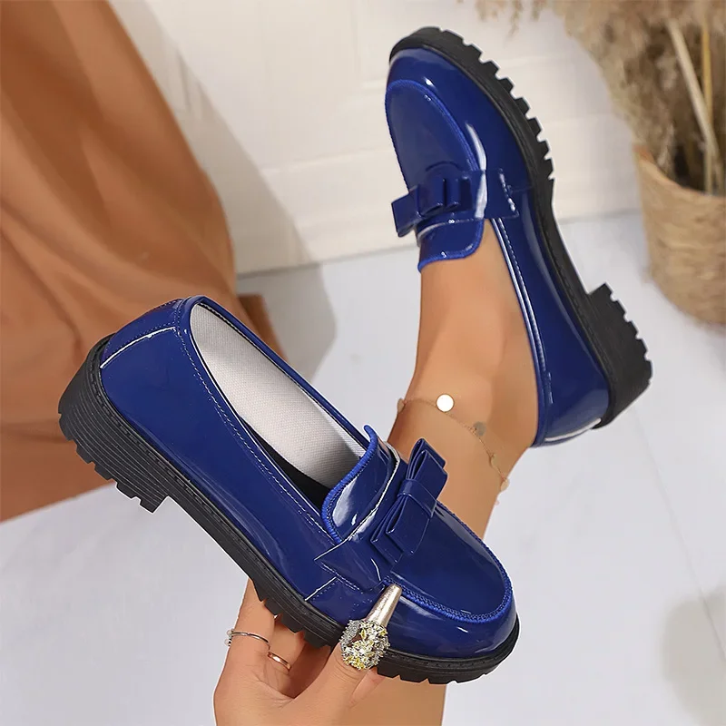 Elegante rosa flache Slipper für Frauen Plus Size Bowtie Lackleder Loafer Schuhe Frau Herbst dicke Sohle runde Schuhe Dame