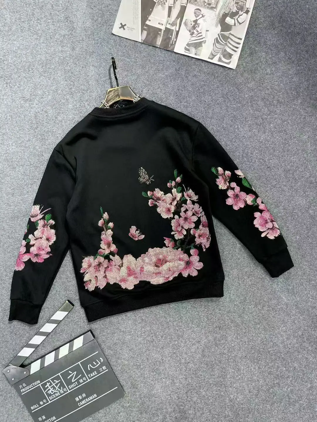 2025 New Autumn Fashion Trendy Casual Versatile Sweatshirt Loose Heavy-duty Rhinestone Round Neck Long Sleeve Sweatshirt for Men