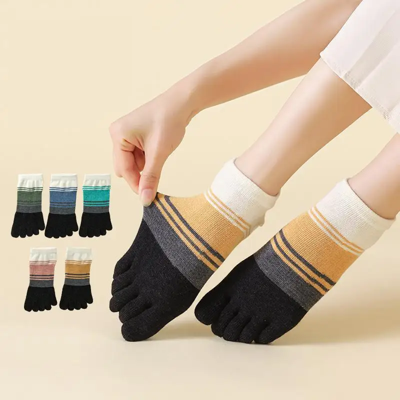 

Five-finger Socks Women Summer New Short Tube Color Cotton Stripes Cute Toe Socks Set