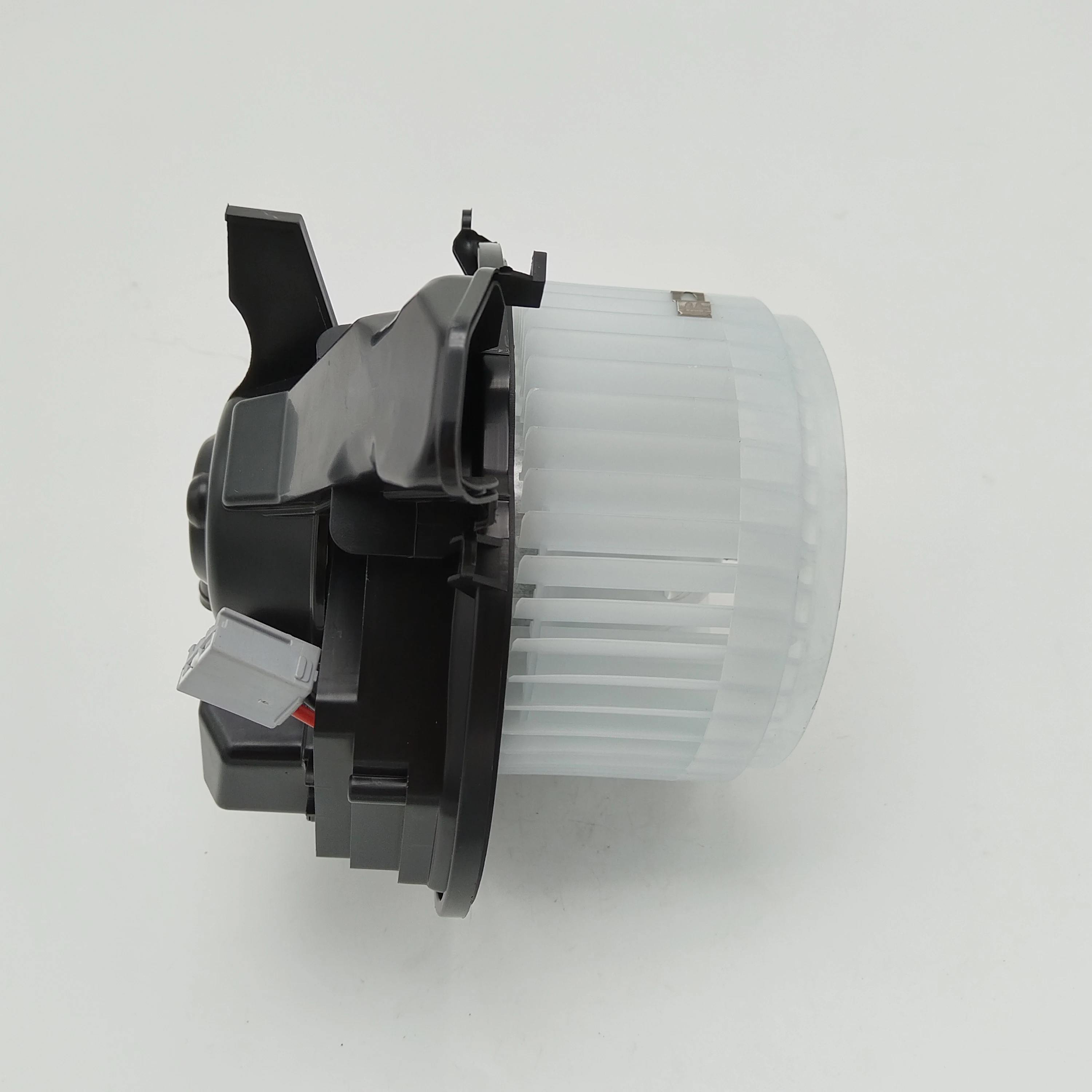 Left-Hand Drive Blower Motor Suitable for Volvo S60 09-01 Lhd, Volvo S80 06-99 Lhd, Volvo V70. Oe: 31320393 Pm9295 30715482 313203937 Nrf34115