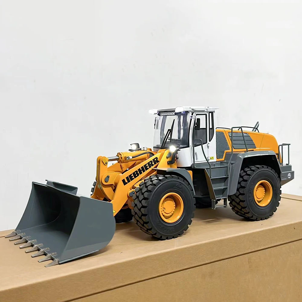 Liebherr L 580 1/14 RC Hydraulic Loader Metal Model with Light Sound System Wheel Loader Remote Control Car Model Toy