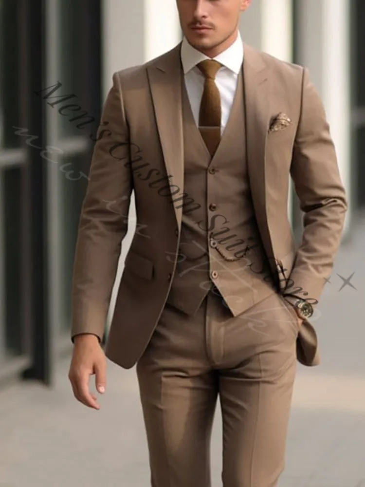 Light Brown 3 Piece Men Suits Slim Fit Peaked Lapel Wedding Party Business Formal Groom Tuxedos（Blazer+Vest+Pants) Costume Homm