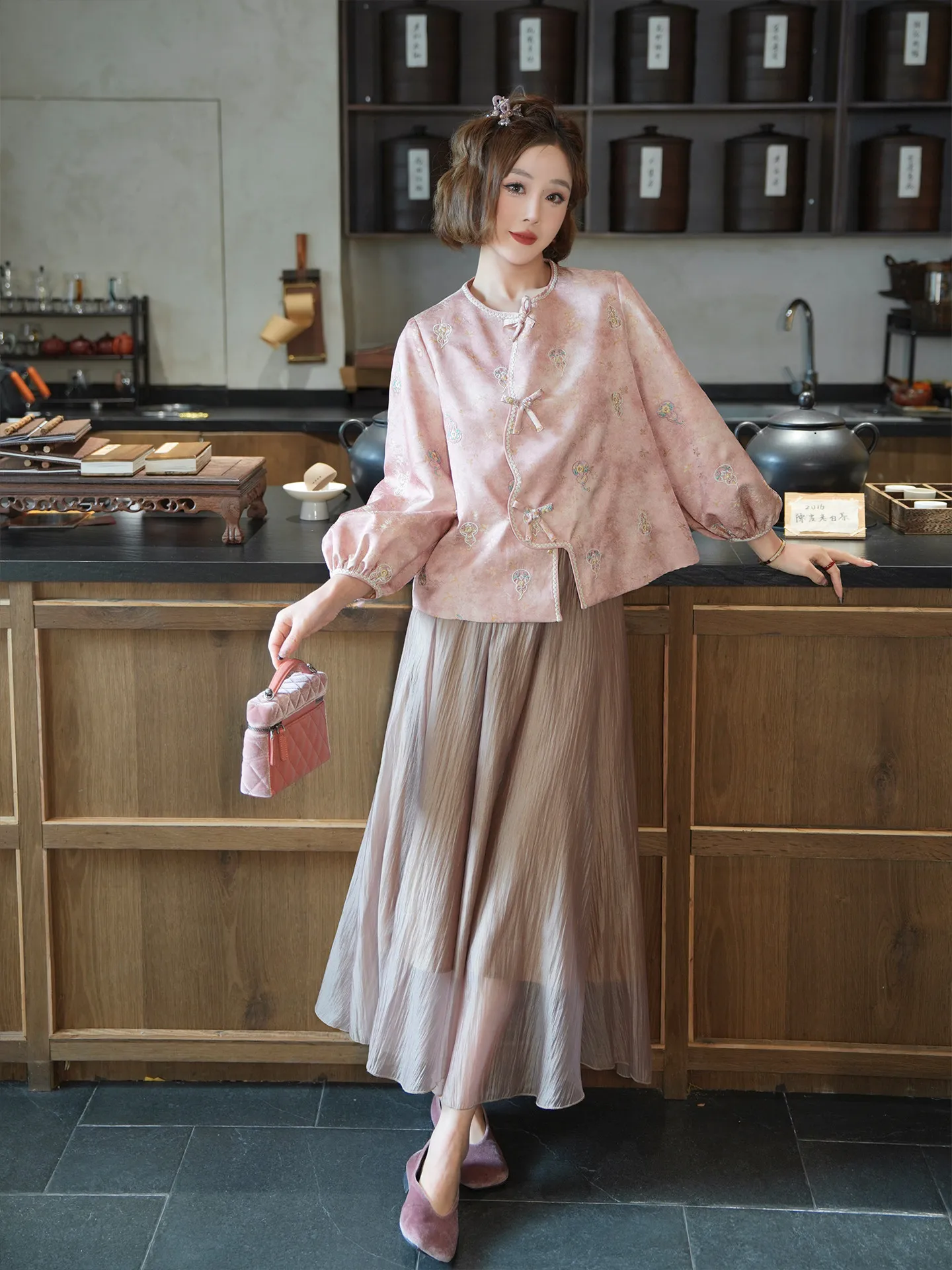 

Yolo Yuying Pink Plum Blossom Embroidered Short Jacket with Elastic Waist Skirt Two-Piece Set Spring Fashion Casual Wear
