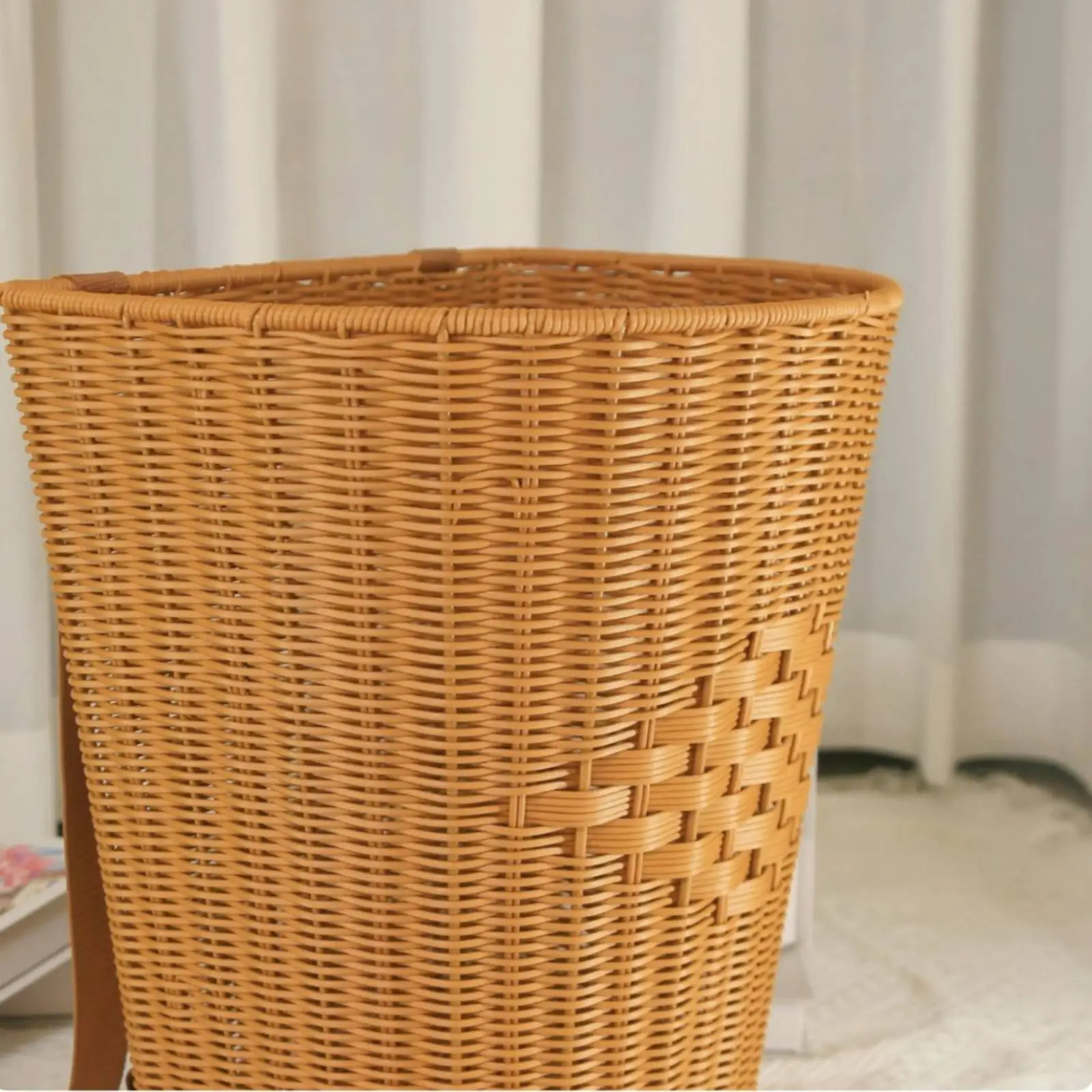 Handwoven Backpack Basket Water Resistant PP Rattan Open Rectangular Carryall for Vegetables Fruits Mushroom Outdoor Trips