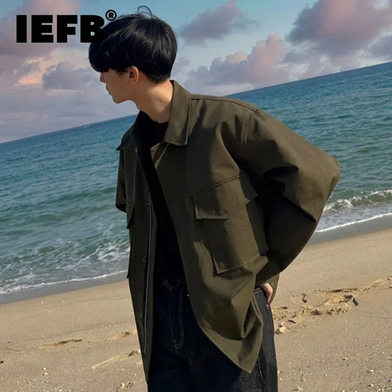 

IEFB Men's Cargo Jackets Vintage Turn-down Collar Large Pockets Solid Color Baggy Male Short Coats Safari Style Spring 9C1111