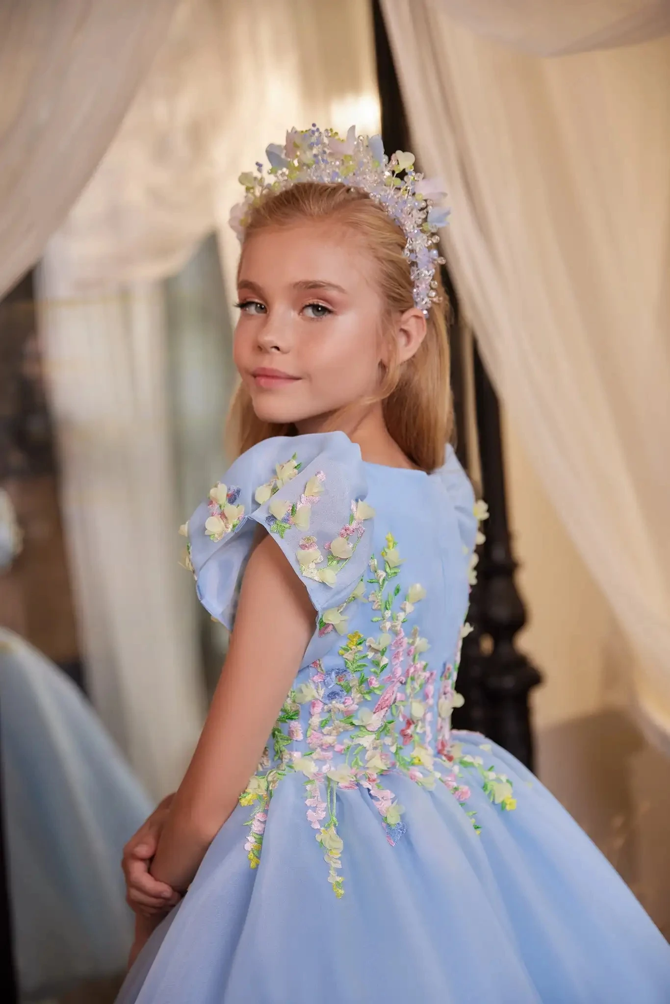 Luxus blaues Blumen mädchen kleid für Hochzeits feier 3d applizierte Prinzessin heiliges Erstkommunion kleid Kinder geburtstags geschenk