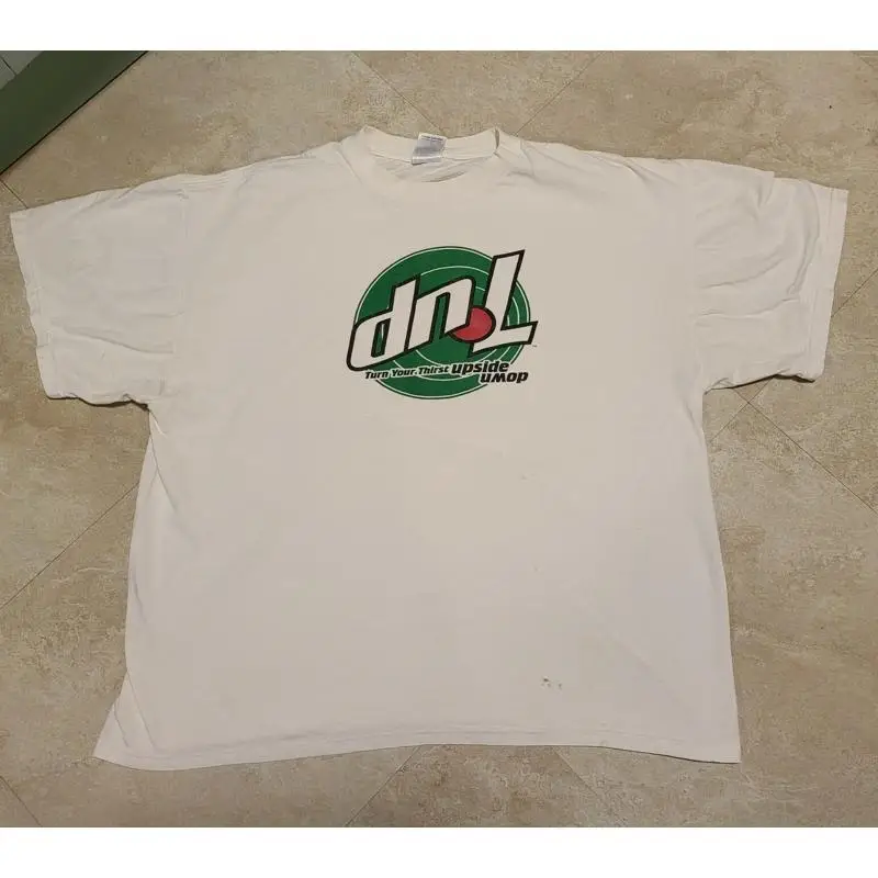 تي شيرت كلاسيكي 90s 00s 7 Up Turn Your Thirst رأساً إلى أسفل تي شيرت رجالي مقاس XL