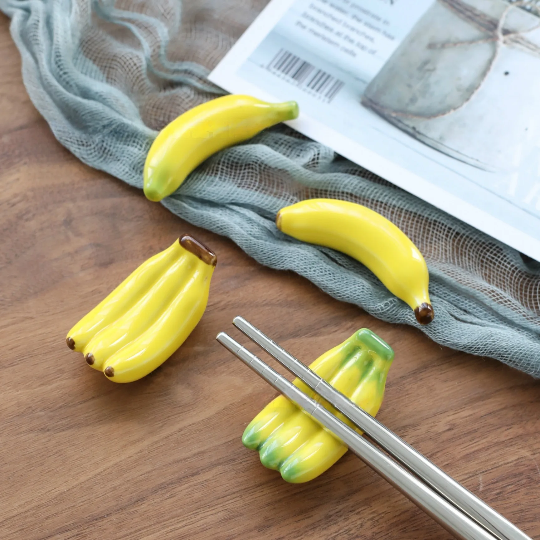 15 stücke kreative Home Desktop-Dekoration frische Keramik Handwerks kunst Bananen frucht Essstäbchen halter nach Hause tägliche Dekoration Ornamente