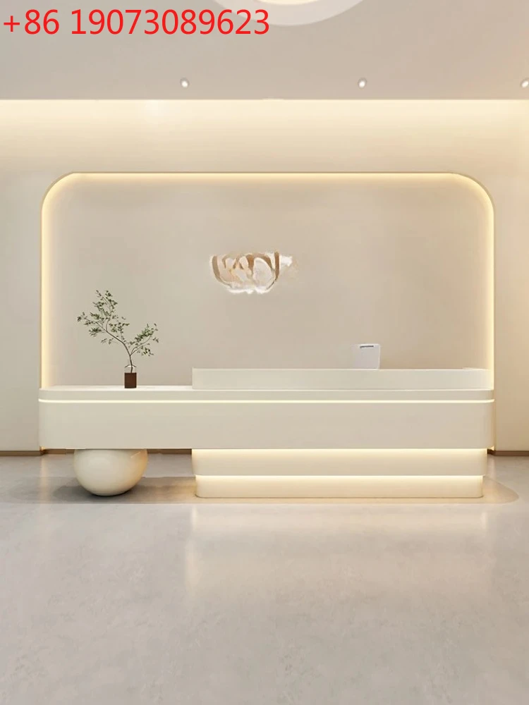 

Салон красоты Кассир Магазин одежды Йога Студия Бар Танец