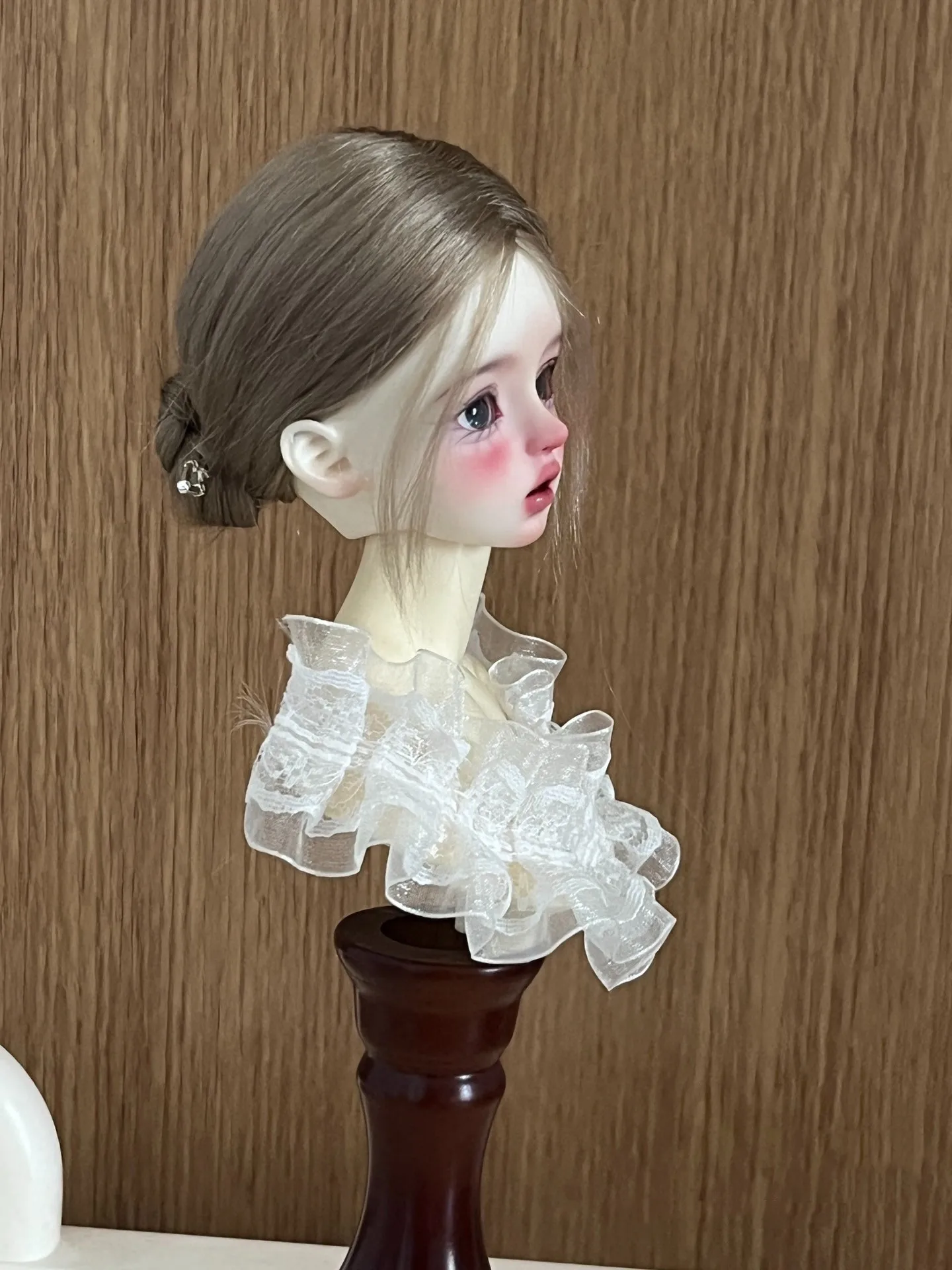 

Gray brown hard head shell wig accessoires 1/4 BJD doll hair free shipping