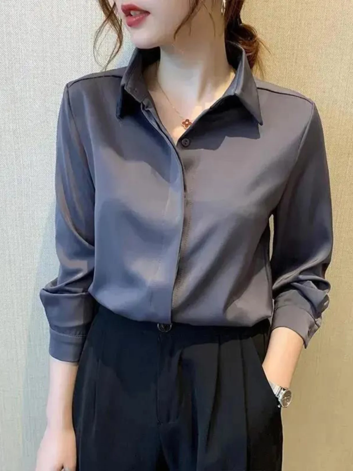 

Design Sensation White Long Sve Women's irt Versatile Profional Faion Korean Sle Loose Fit Button Detail Collar