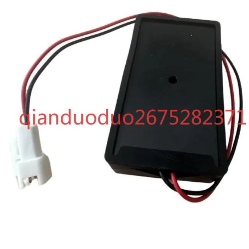 Suitable for TOTO urine sensor DUE115UPK 114 USWN900B battery case SHXAP18 DH824G