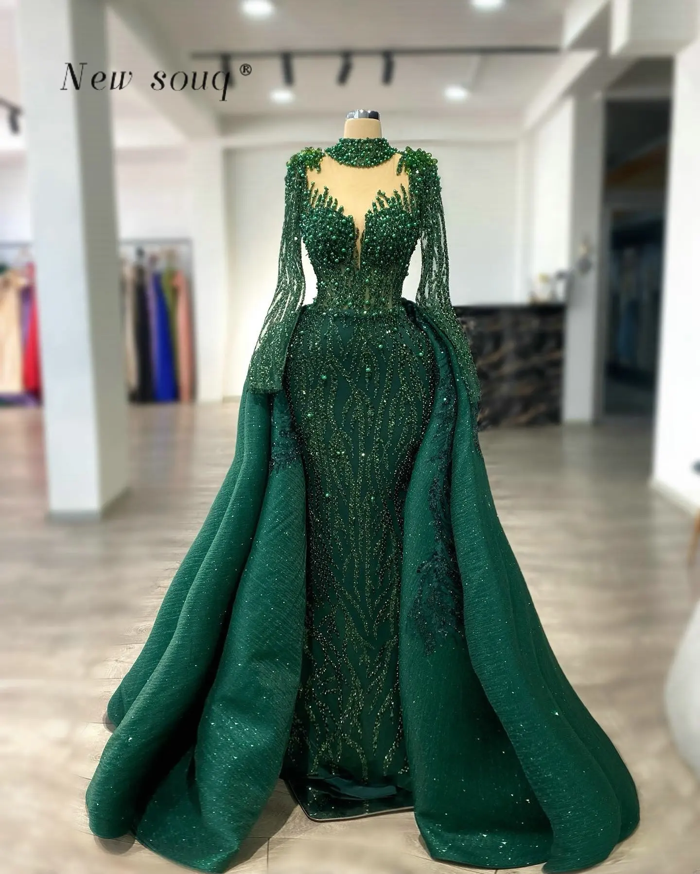 

Emerald Green Long Sleeves Mermaid Prom Dresses with Detachable Train Customized Sparkly Pearls Beaded 2 In 1 Evening Gowns
