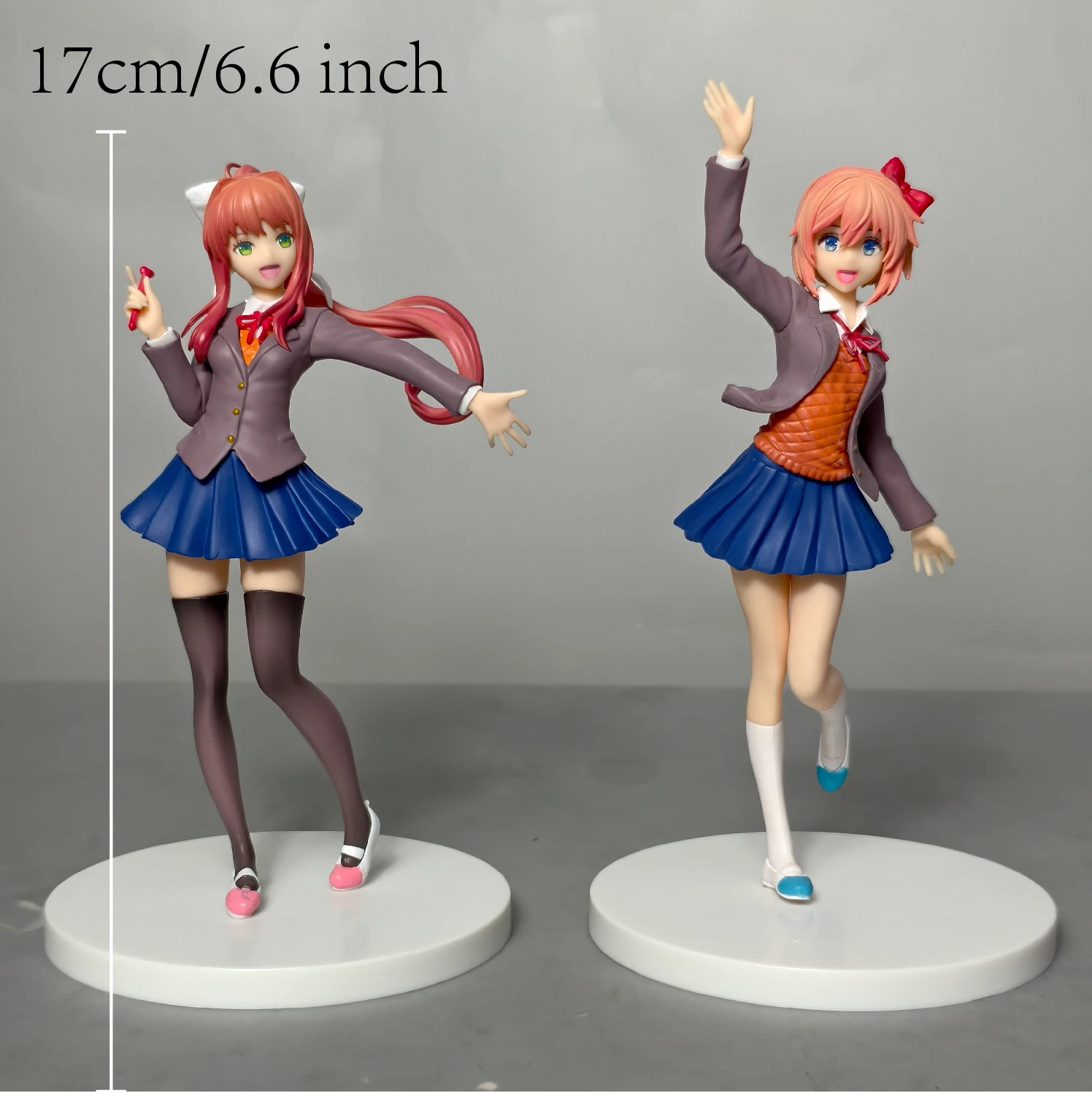 17 cm 6,69 Zoll Anime Sayori Monika Figuren PVC-Statue Desktop-Ornament Sammlerstück Statuenmodell Dekoration Zimmer Schreibtisch Spielzeug Geschenke – Detail 2