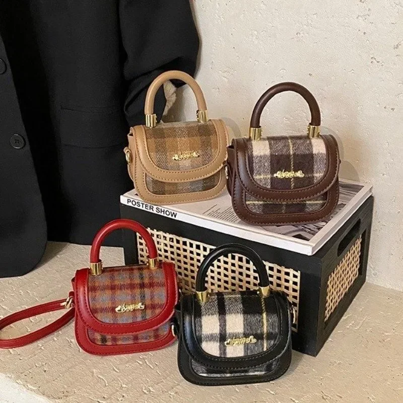 ファッショナブルな質感のあるレザーおむつバッグ-女性用-シックなレトロクロスボディハンドバッグ-ユニークなデザイナーヴィンテージスタイル-大容量トートバッグ