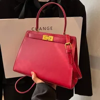 Fashionable Kelly Bag Women's Crossbody Bag Shoulder Bag Small Design High-End Feel New Hot Sale Of The Season Stylish Versatile
