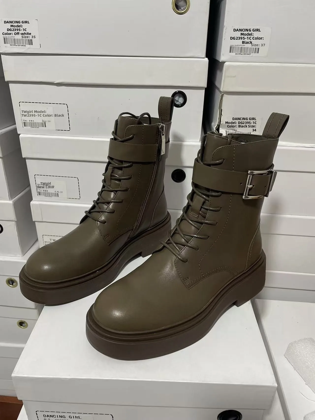 

Женские ботинки с круглым носком, теплые зимние ботинки на высоком каблуке с кожаным верхом, Briti Sle, с поясом, синий дизайн, молодежный подходит