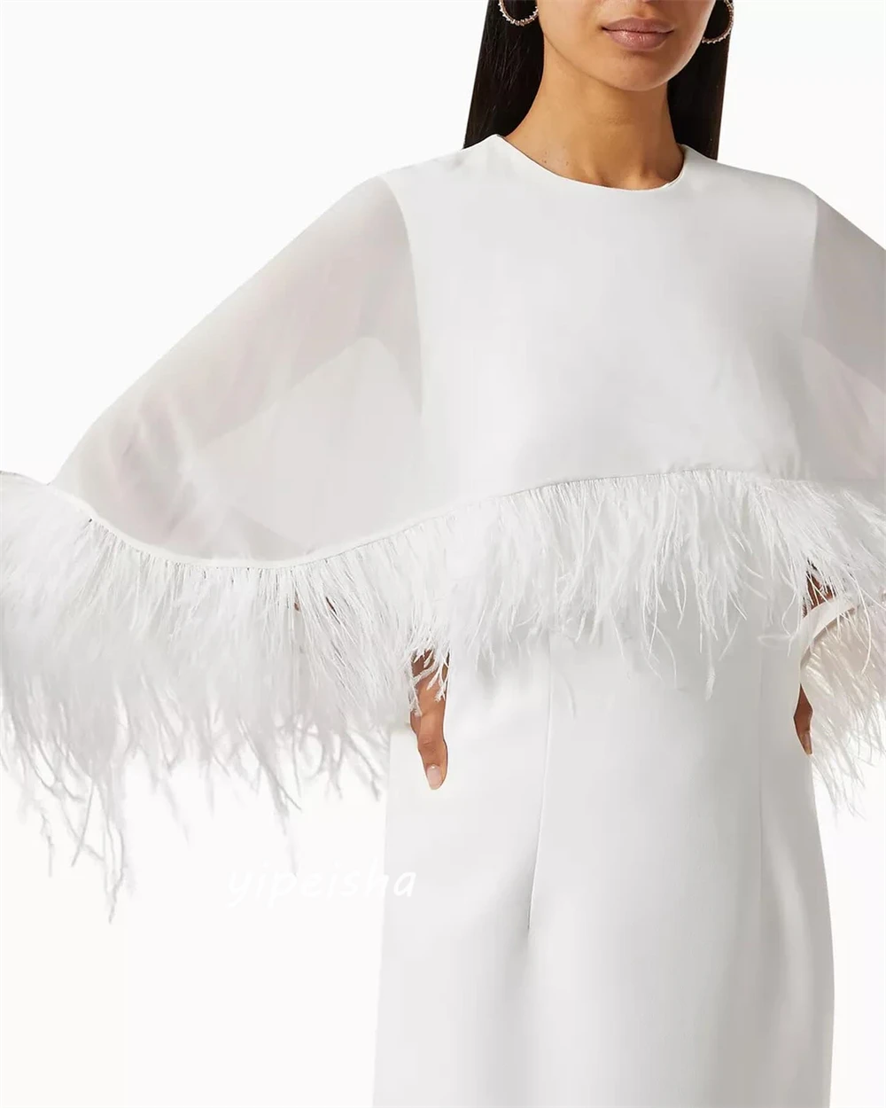 Robe de Bal de Forme Trapèze en Satin pour Femme, Tenue Formelle à Col Haut, Longueur au Sol, Plumes, sur Mesure, pour Occasions de Soirée, Arabie Saoudite