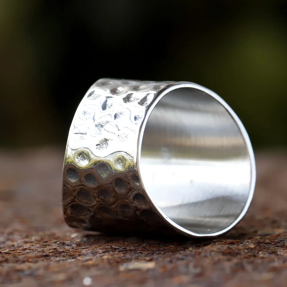 2024 New Special Design Natural Oval Opal Stone Ring For Men Women Fashion 316L Stainless Steel Domineering Luxury Jewelry