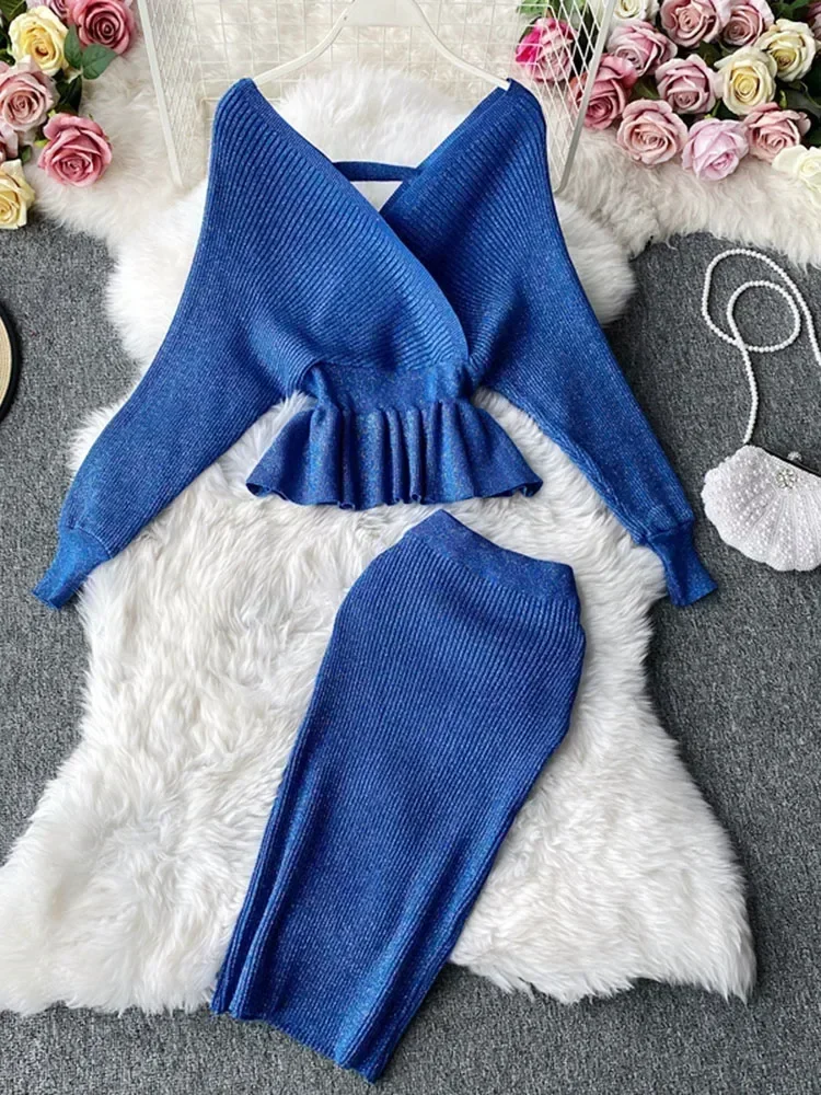 New Women\'s High Waist Bright Silk Knit Bag Hip Skirt Two-piece Fashion V-neck Sweater Bat Sleeve  Two-piece Women\'s Sets GD123