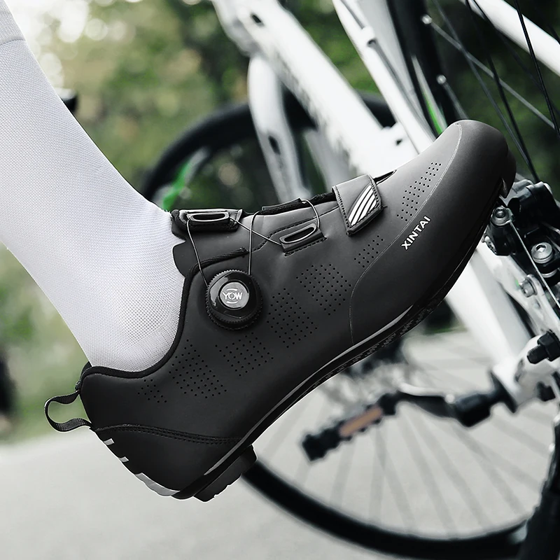 

Новые летние туфли с замком для шоссейного велосипеда, профессиональная велосипедная обувь, дышащая износостойкая обувь унисекс для горного велосипеда на жесткой подошве для горного велосипеда