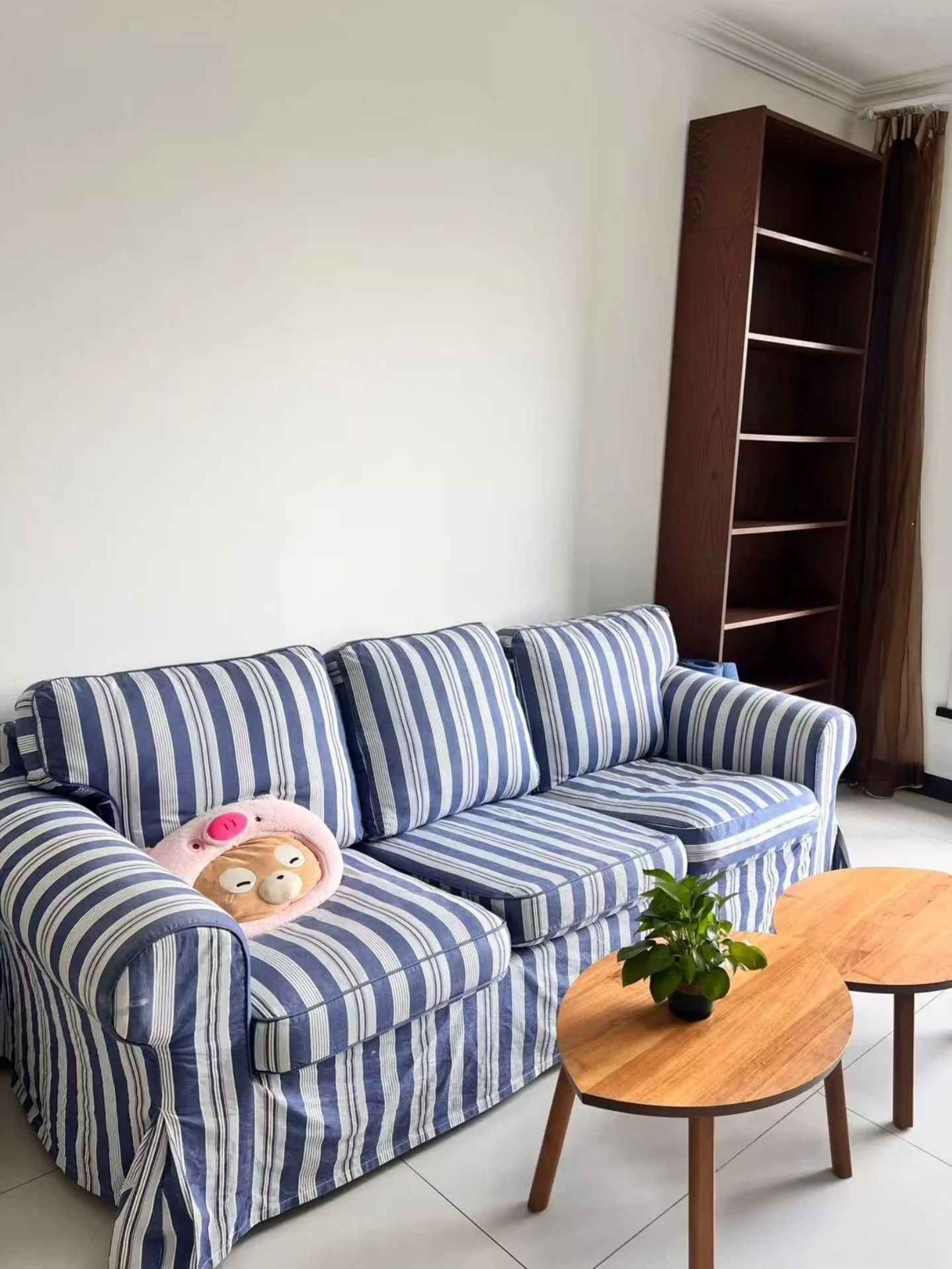 French retro style homestay fabric sofa small apartment living room bedroom pastoral designer double sofa is all disassembled