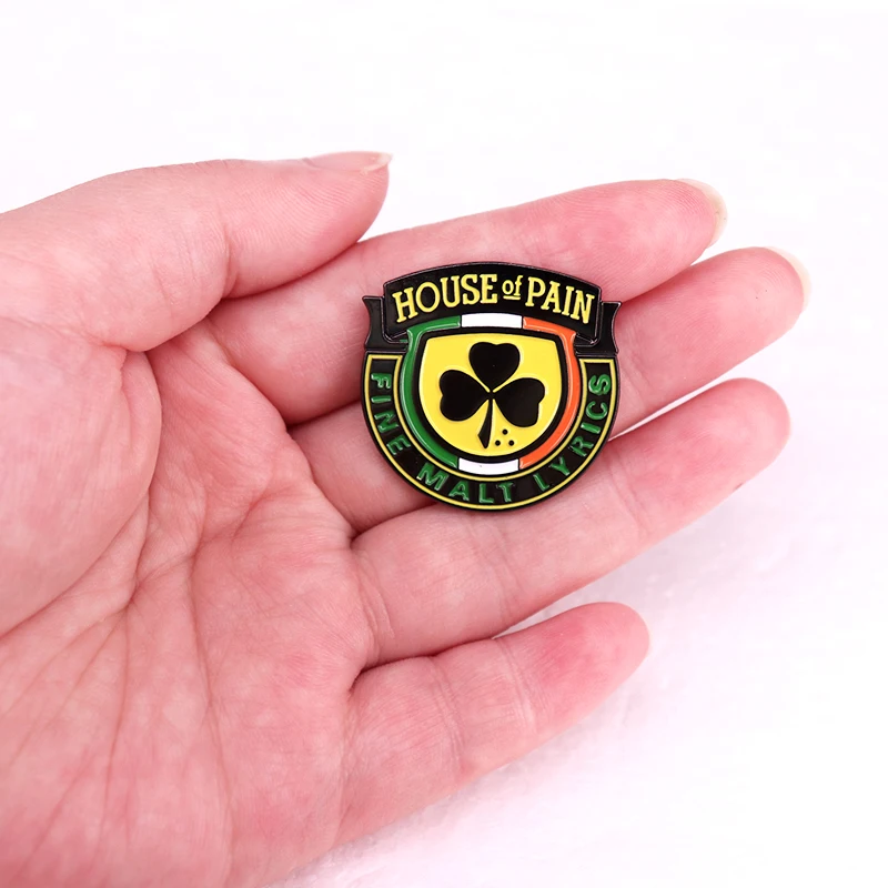 American Hip-hop Trio Logo Badge Music Theme Enamel Pin Brooch Jewelry Fans Gift