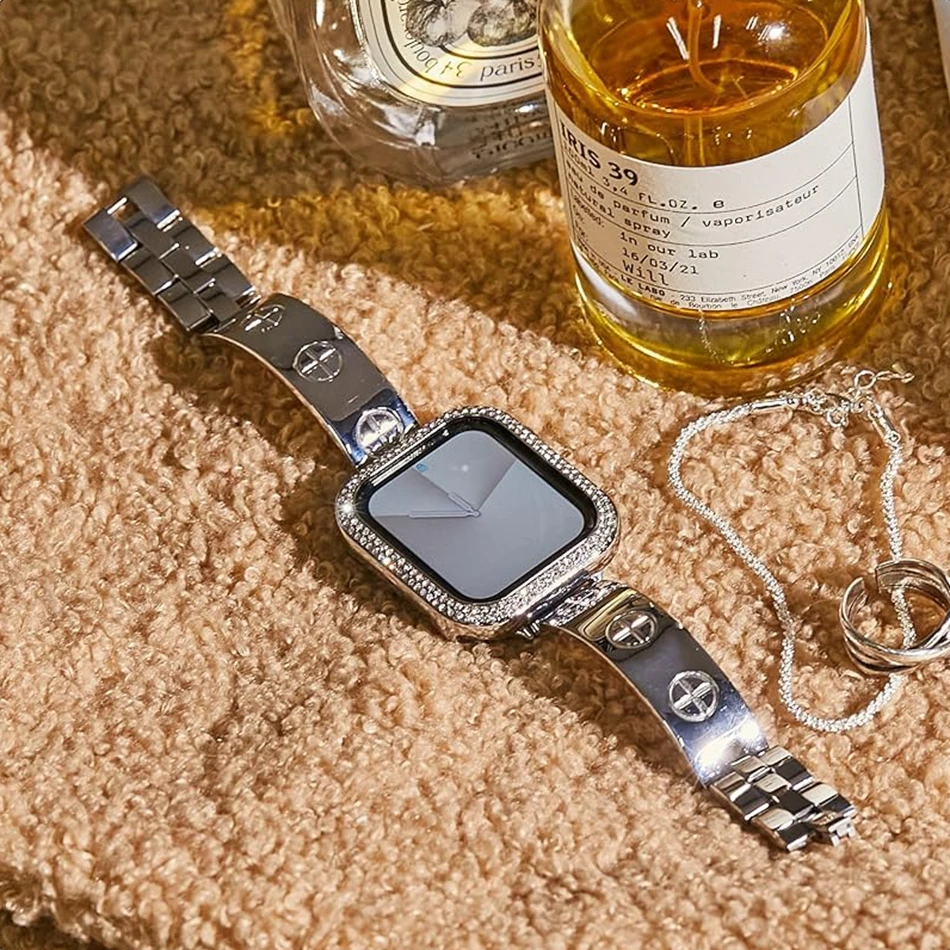 Cinturino in acciaio inossidabile di lusso per cinturino Apple Watch 46mm 38 40 41 44 42 45 49mm Bracciale iWatch Series 10 9 8 7 6 5 4 3 SE Ultra 2
