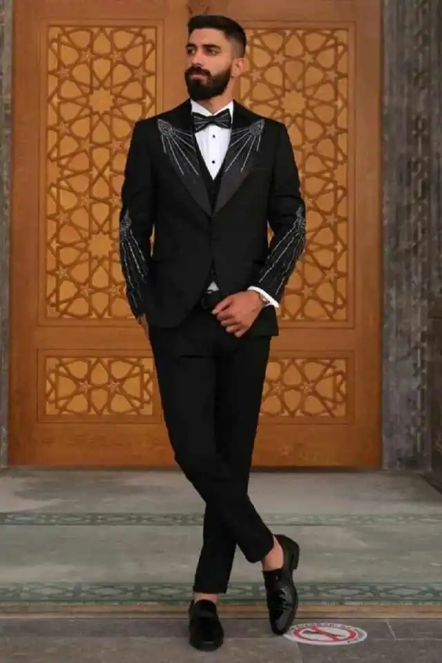 Formal Wedding Tuxedos Beaded Peaked Lapel One Button Men Suit Design Jacket Pants Groom Evening Prom Blazers Customized