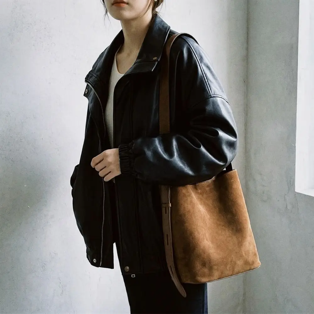 Simple Large Capacity Suede Bucket Bag Fashion Korean Style Leopard Print Shoulder Bag Handbag Solid Color Tote Bag Travel