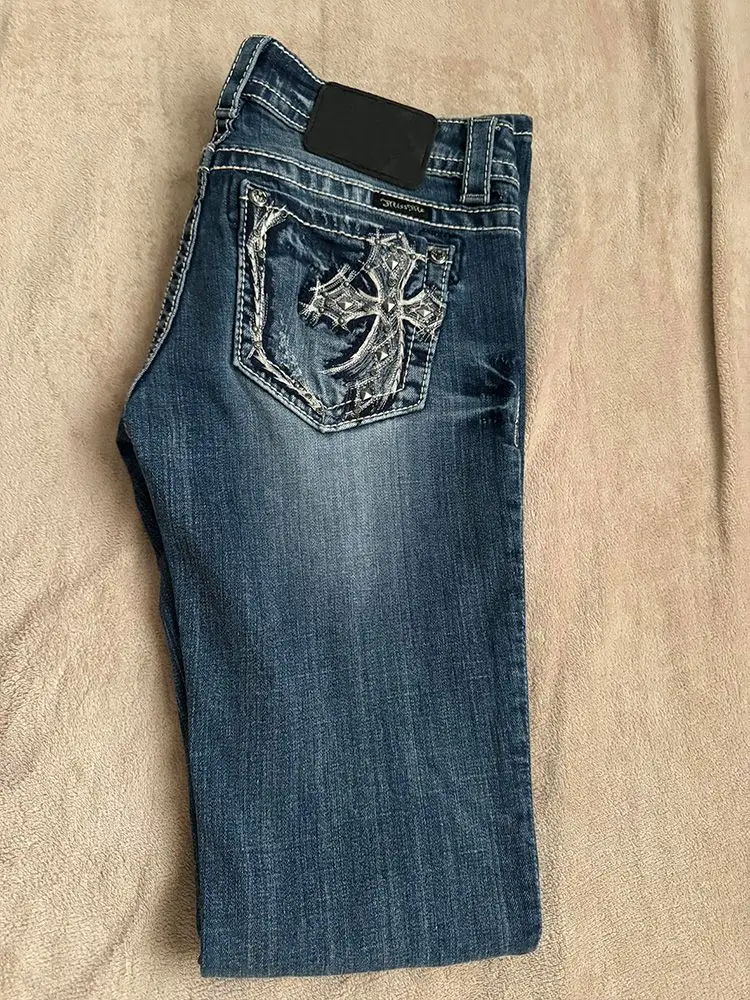 アメリカンスタイルのスリムフィットパーソナライズされたクロス刺繍ジーンズy2kミレニアルスパイシーガールローウエストデザインとフロアレングスパンツ