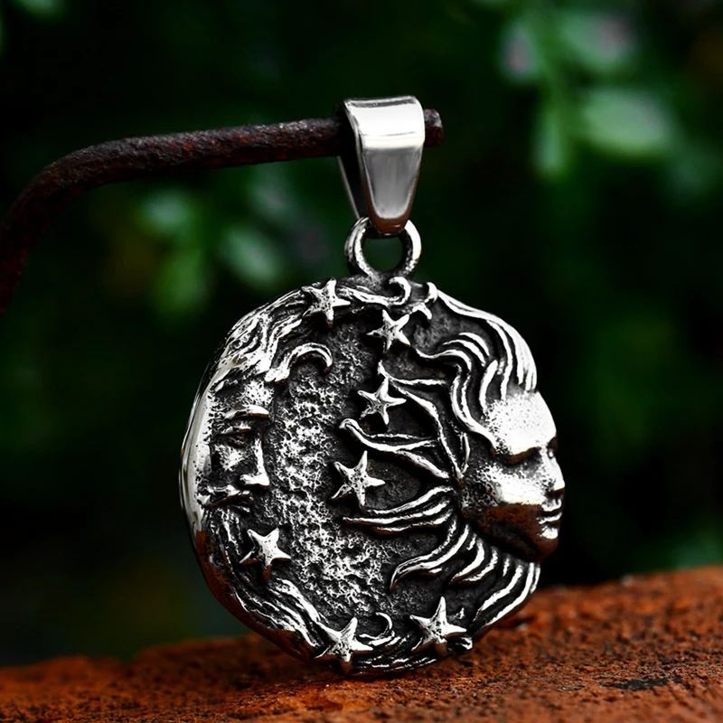 Mythical Series Retro Steel Color Carve Stars Double Gods Statues Necklace Pendant UNISEX Mysterious Jewelry Domineering Pendant