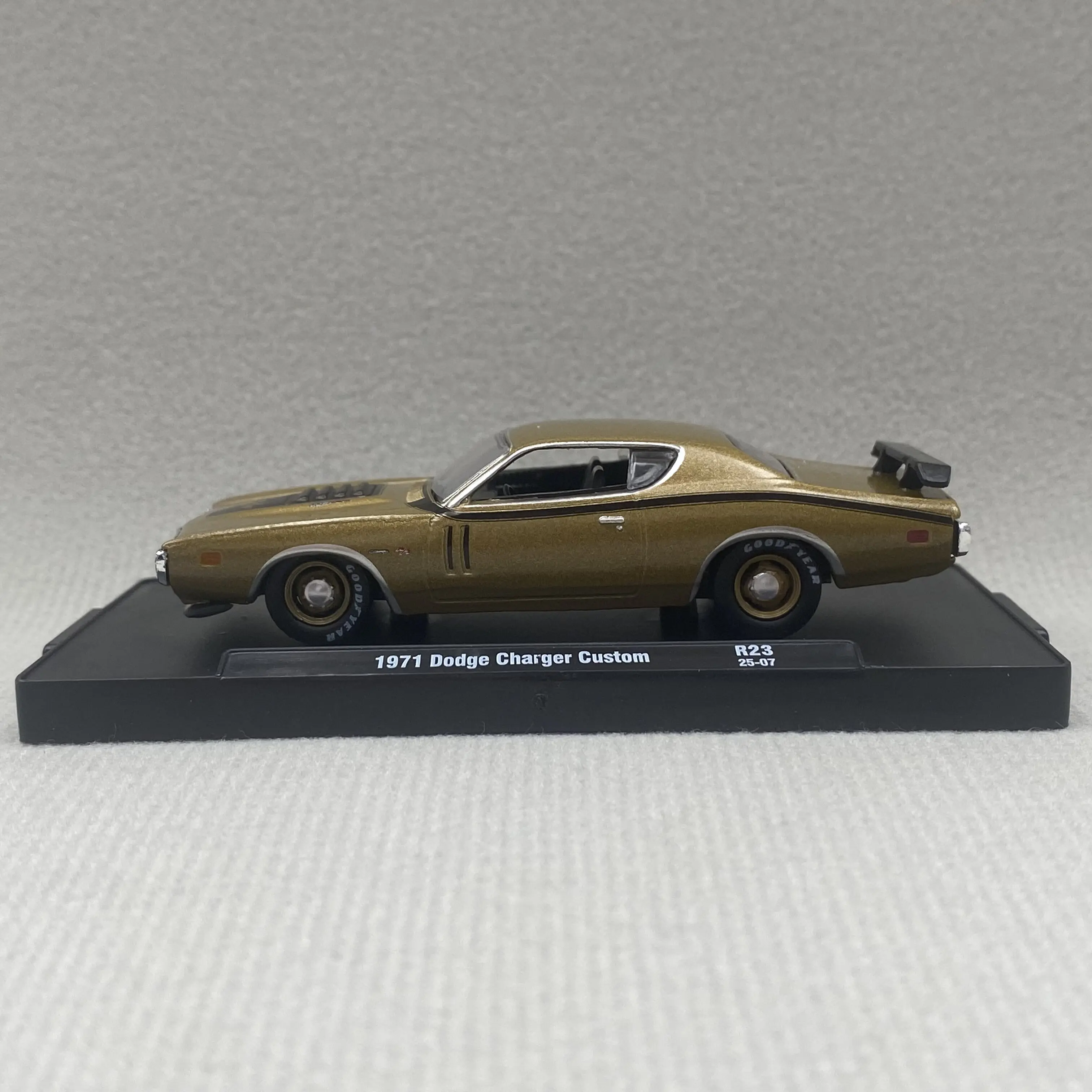 M2 Machines 1:64 1971 Dodge Ch – Model Kit Dodge Charger recenzja i cena