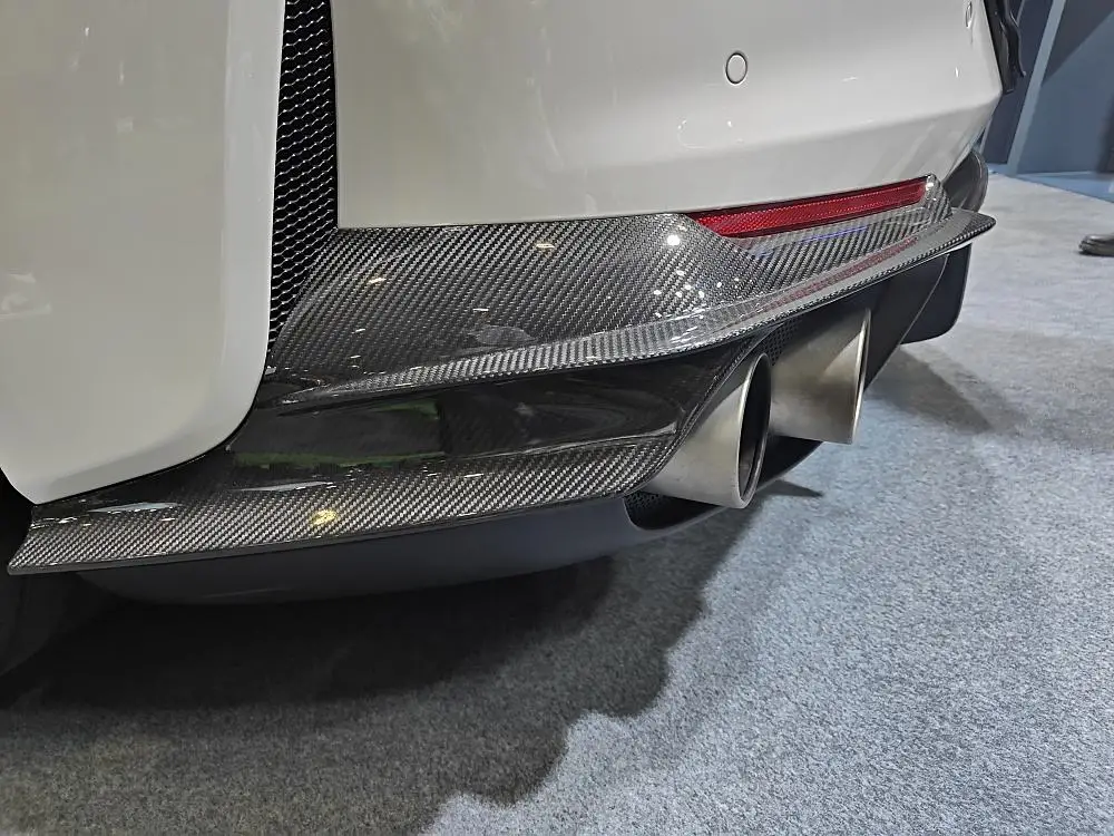 

For Ferrari 812 Body Parts Upgraded Carbon Fiber Rear Diffuser Corner Small Surround Kit