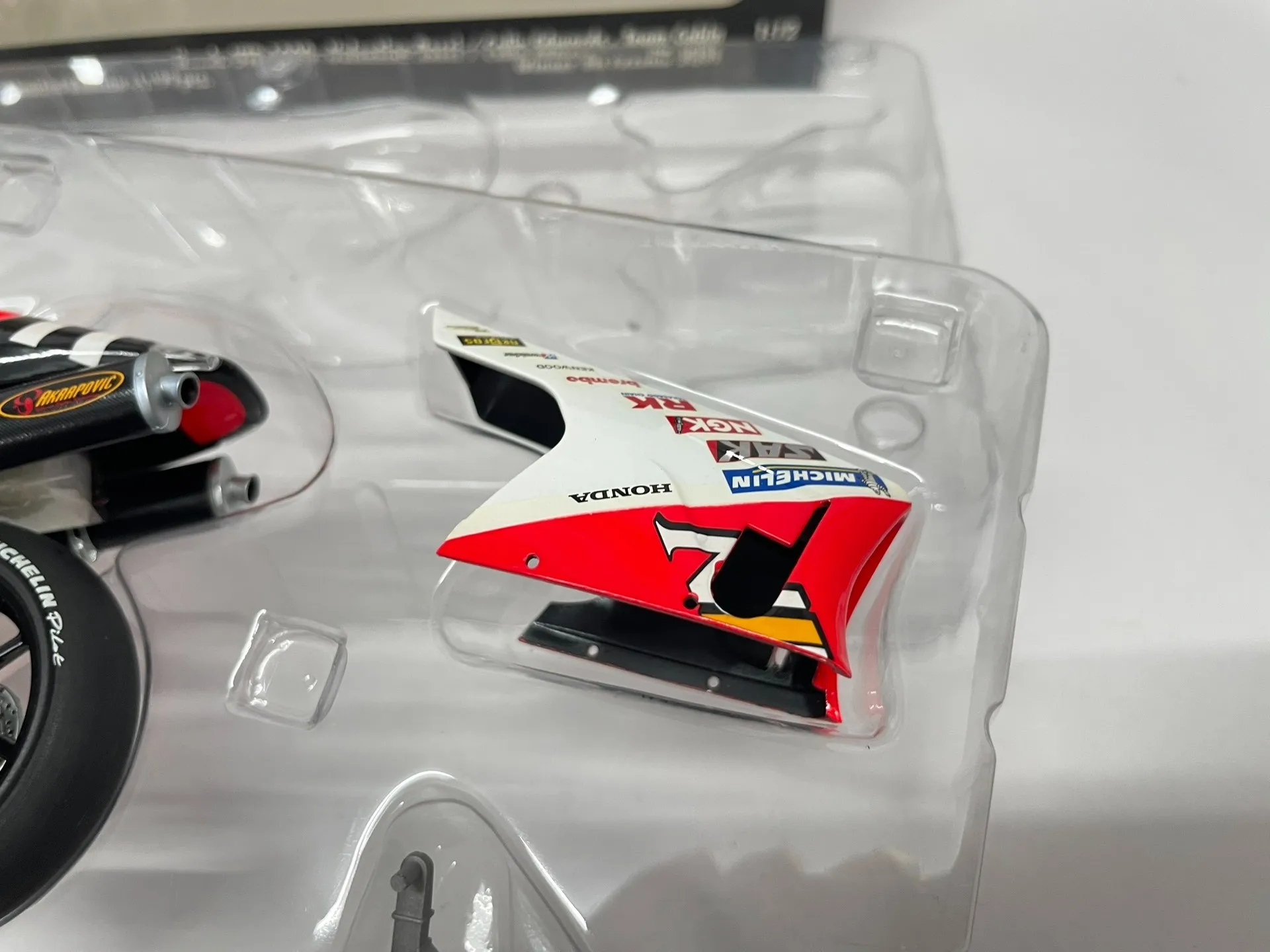 Minichamps 1:12 VTR 1000 Rossi 2001 Simulation édition limitée alliage métal statique moto modèle jouet cadeau