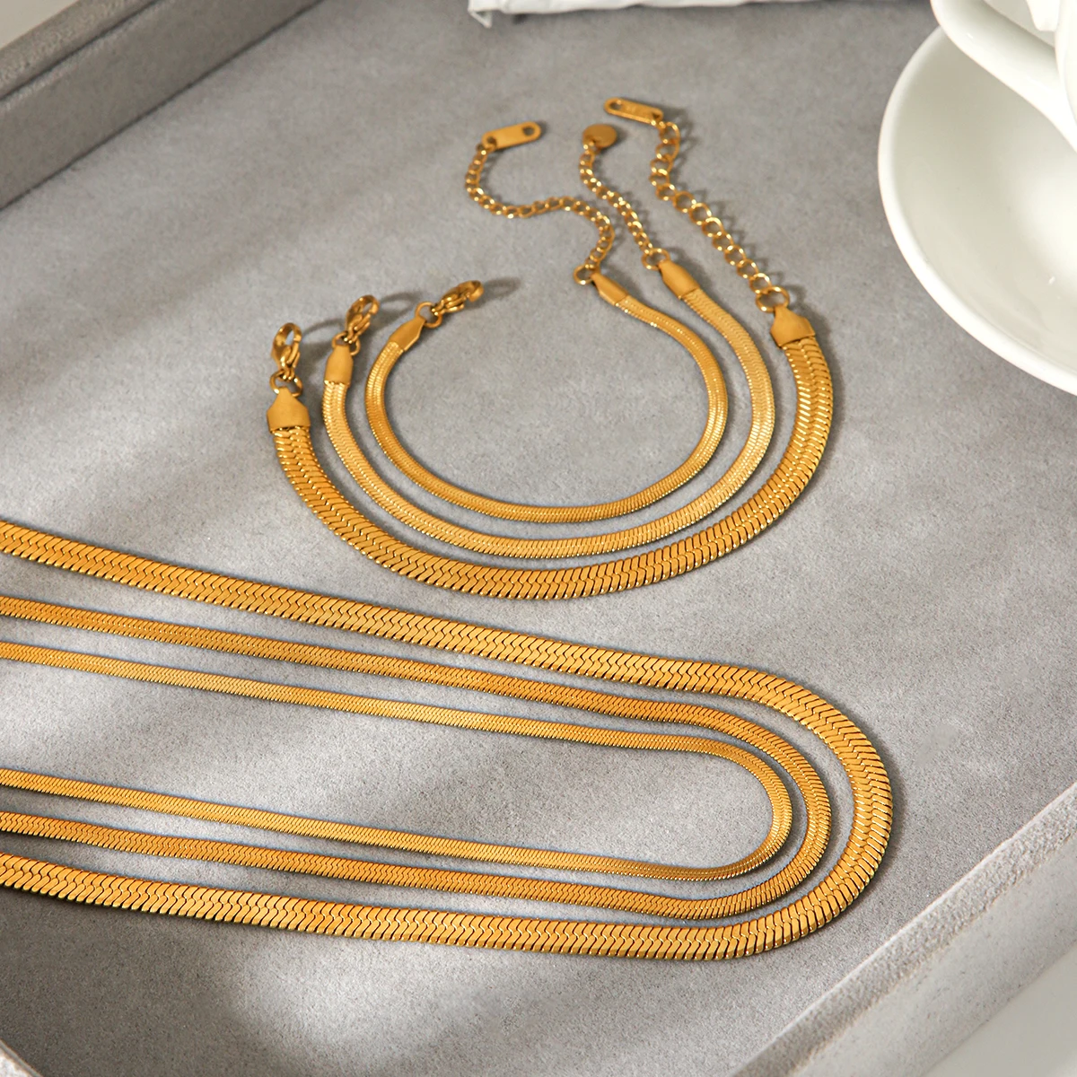 

Stainless Steel Snake Chain Women's Necklace Bracelet Choker Herringbone Gold Color Chain Necklace Jewelry accessories Gifts