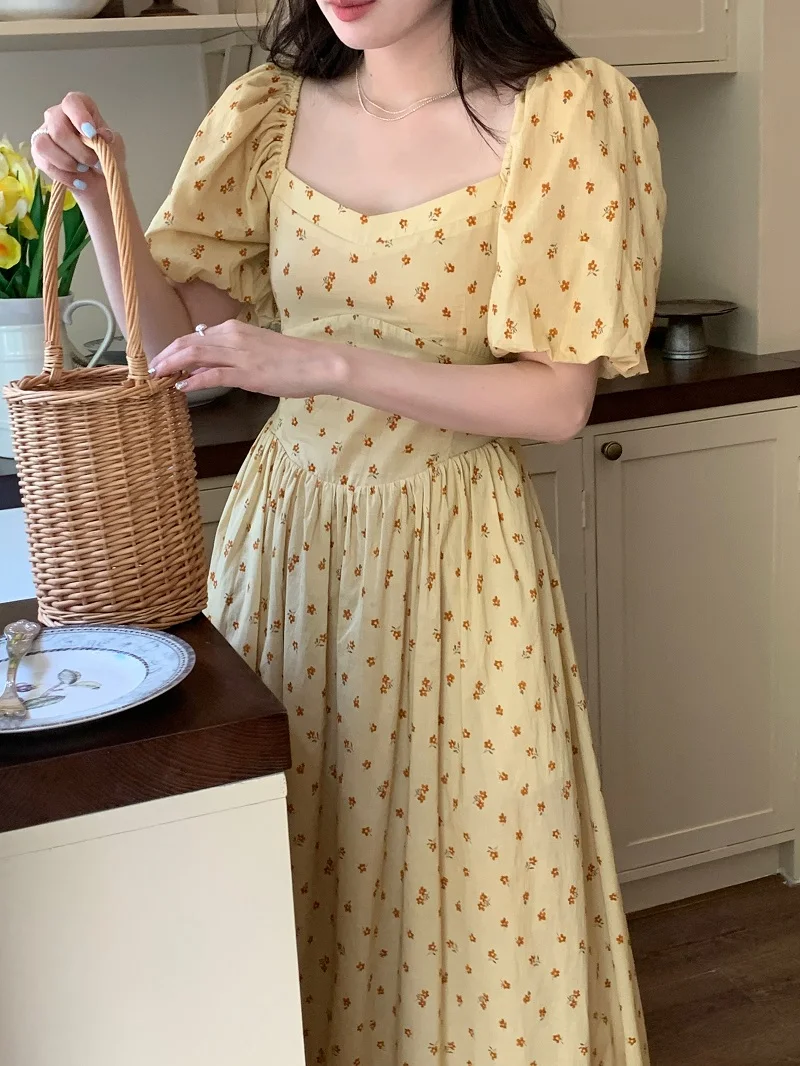 Damska letnia kwadratowa elegancka długa sukienka z kołnierzykiem 2025 kwiatowy Print bufiaste rękawy długie sukienki świąteczne Midi ubrania damskie (O1123