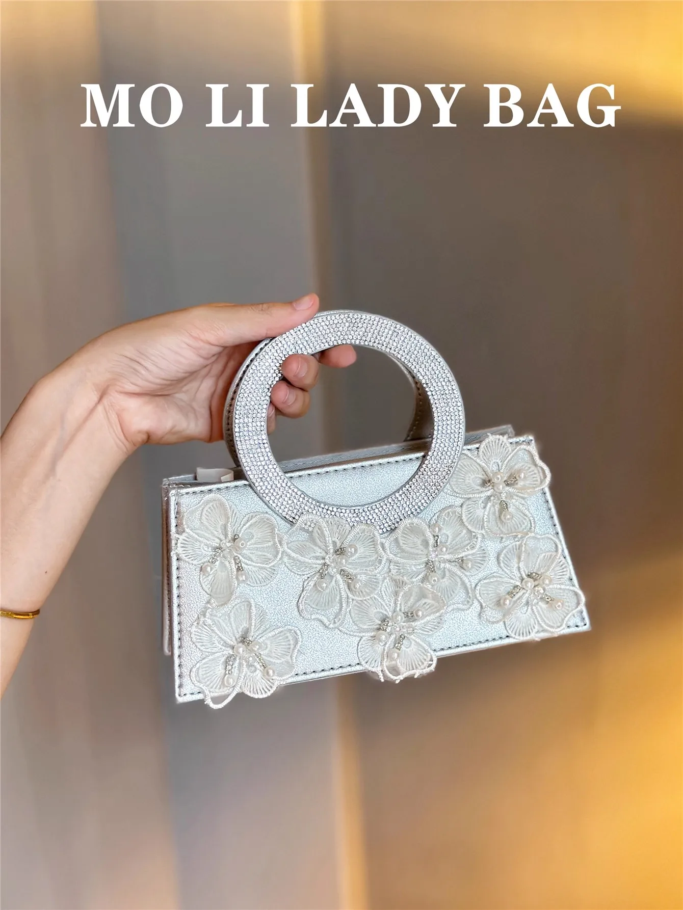 

Fashion Lace Floral Appiques Women Handbag Glitter Shiny Luxury Banquet Bag Wedding Paty Clutch Purse Shoulder Crossbody Bag