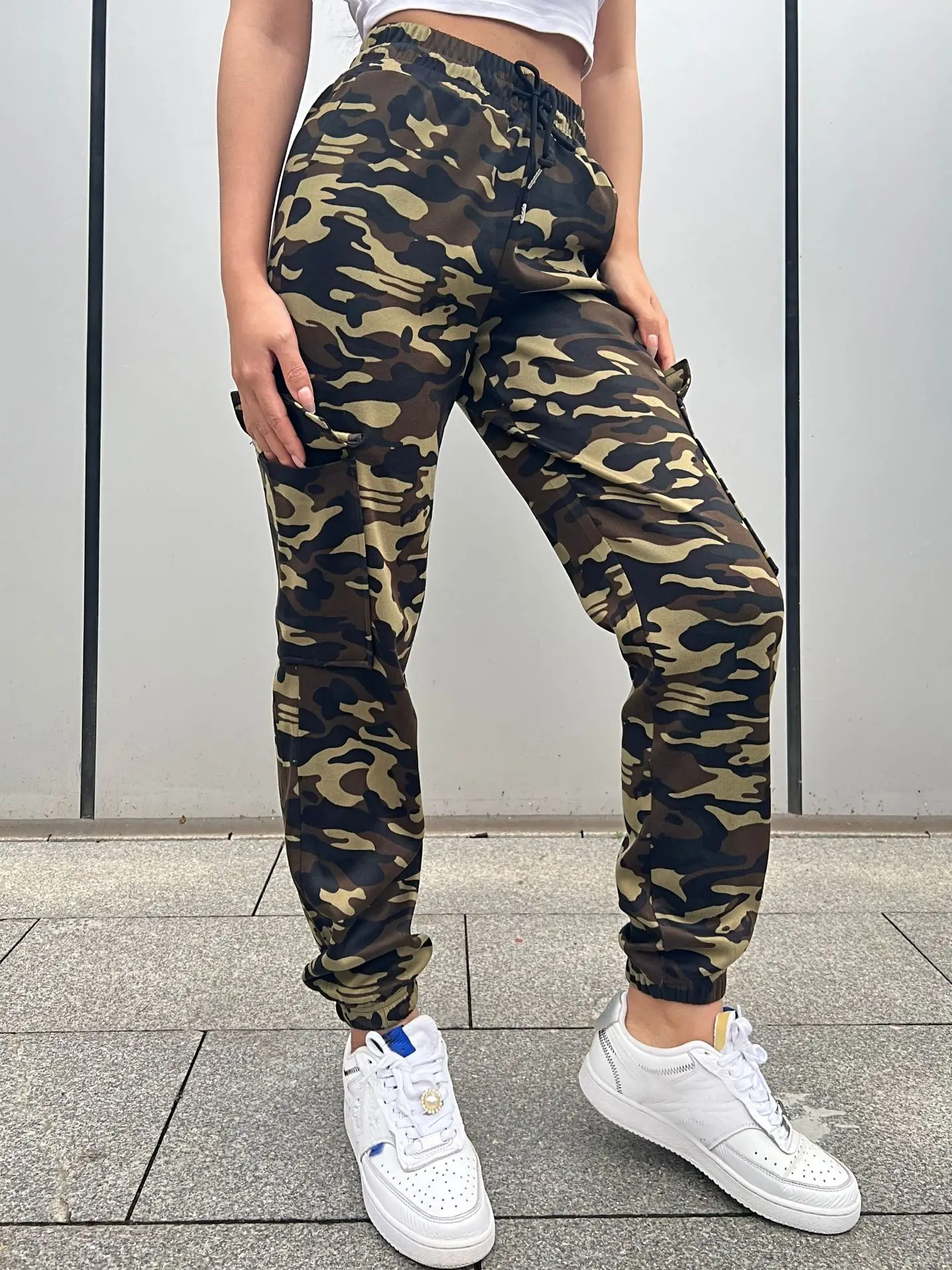 Koreanische Print Camouflage Cargo lange Hosen Frauen schnüren elastische Taillen taschen lose gespleißt 2023 Herbst gerade Hose