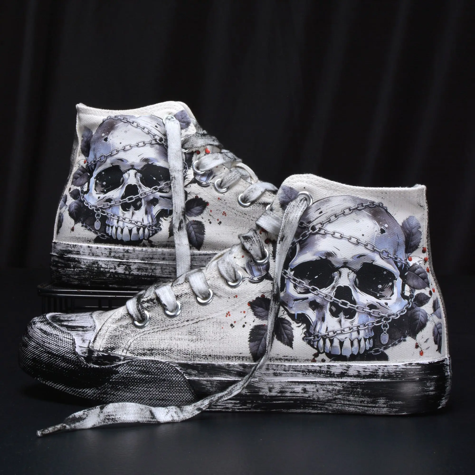 2026 Graffiti High-top Canvas Shoes for Men Personality Punk Retro Couple Casual Shoes Outdoor Fashion Sports Board Sneakers 48